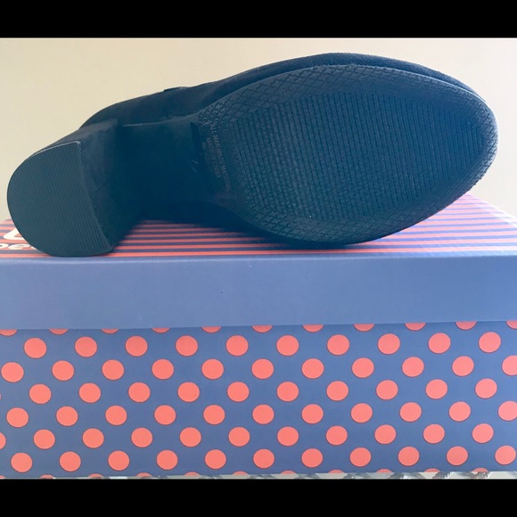 🆕 Betani Black🌹Floral Bootie - Picture 4 of 5